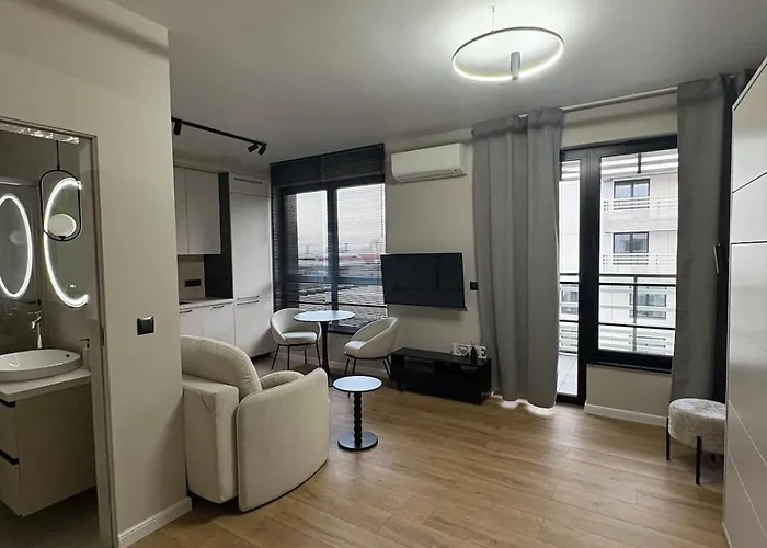 - Modern Center Doki Living & Parking Foodhall Apartman