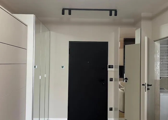 - Modern Center Doki Living & Parking Foodhall Apartman Gdańsk