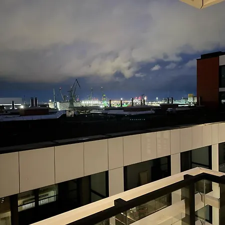 - Modern Center Doki Living, Foodhall & Parking Gdansk