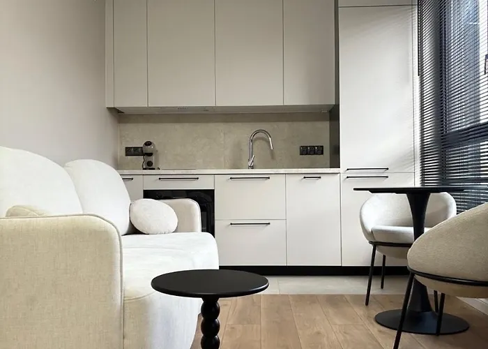 - Modern Center Doki Living, Foodhall & Parking