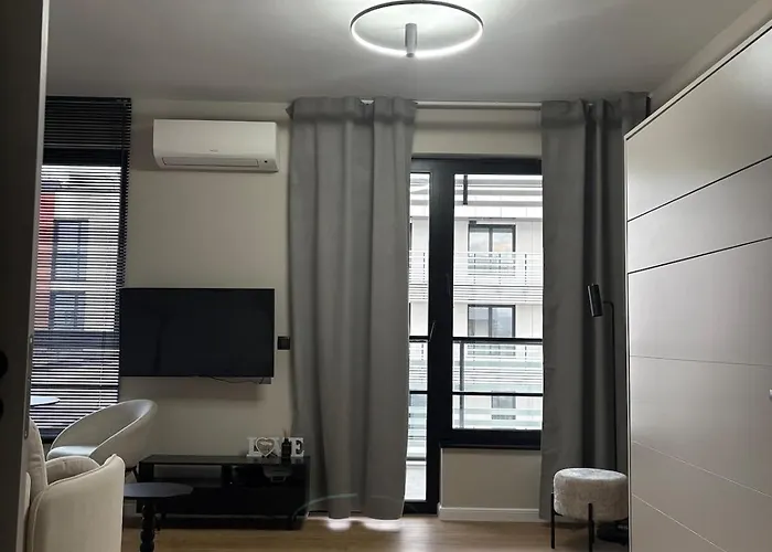 - Modern Center Doki Living & Parking Foodhall * Gdańsk